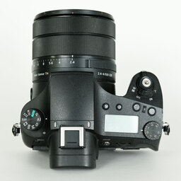 SONY Cyber-shot DSC-RX10M4