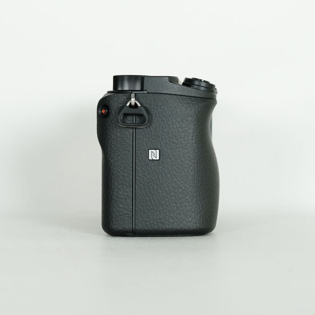 SONY α6400（ILCE-6400）