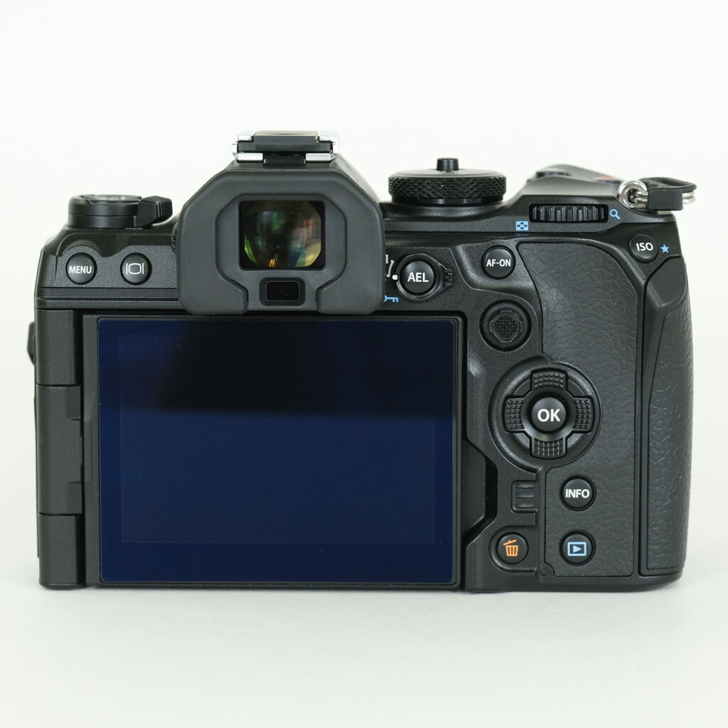 OM SYSTEM OM-1
