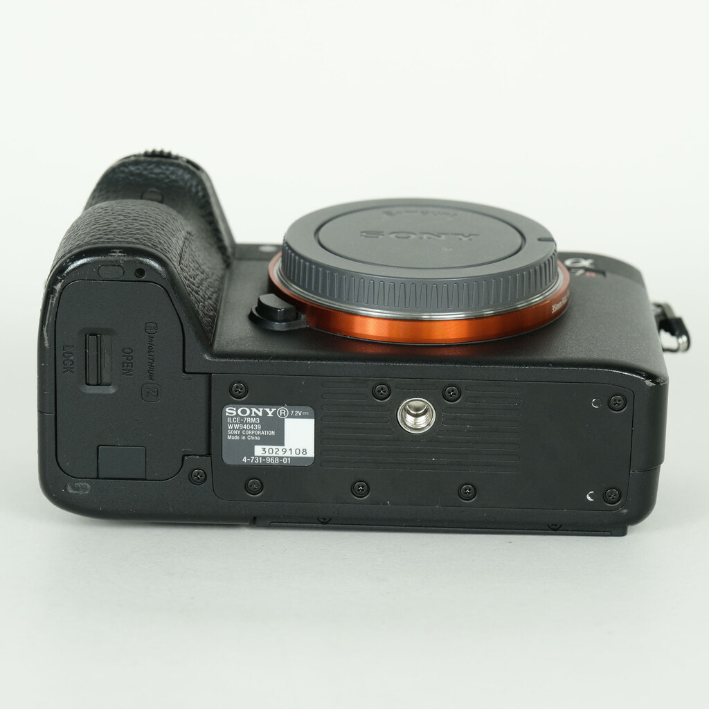 SONY α7R III(ILCE-7RM3) SONY α7R III(ILCE-7RM3)