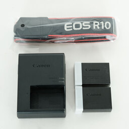 Canon EOS R10