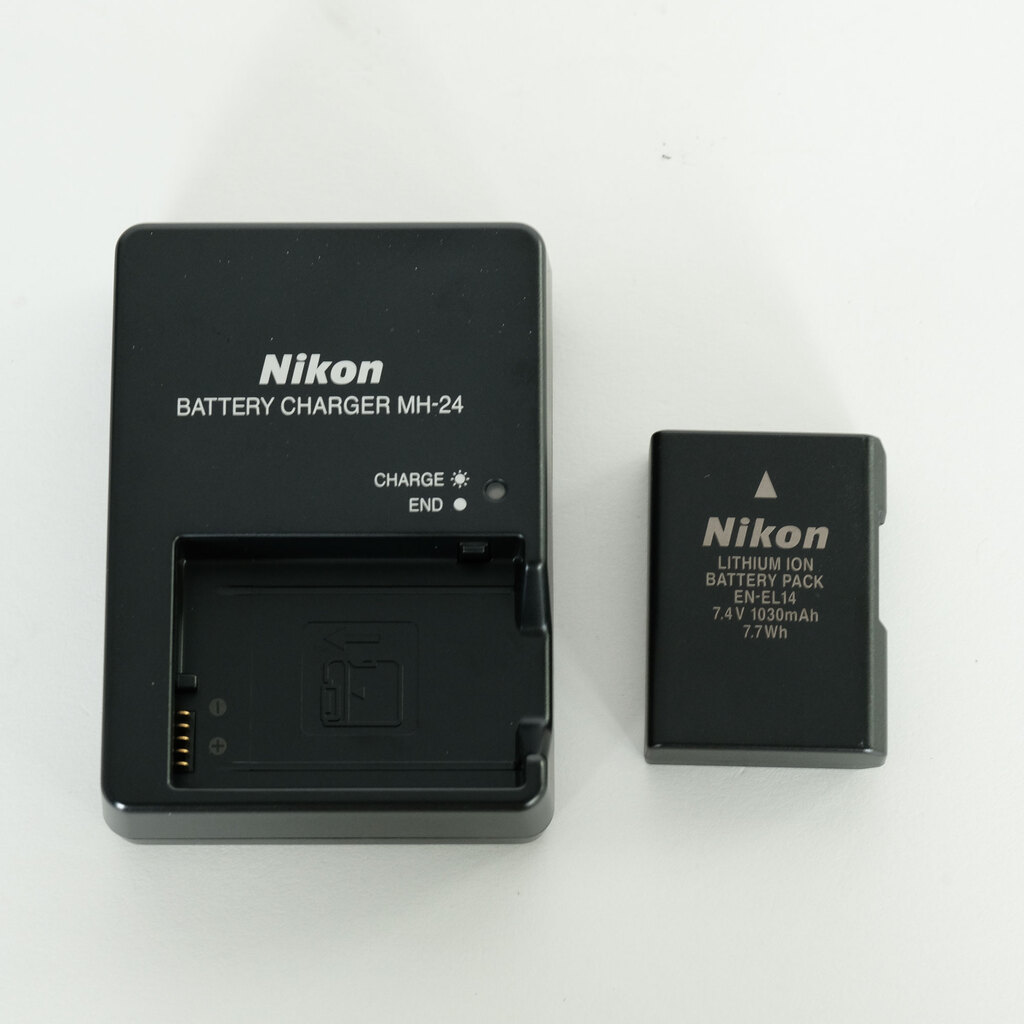 Nikon D3200ボディ ブラック