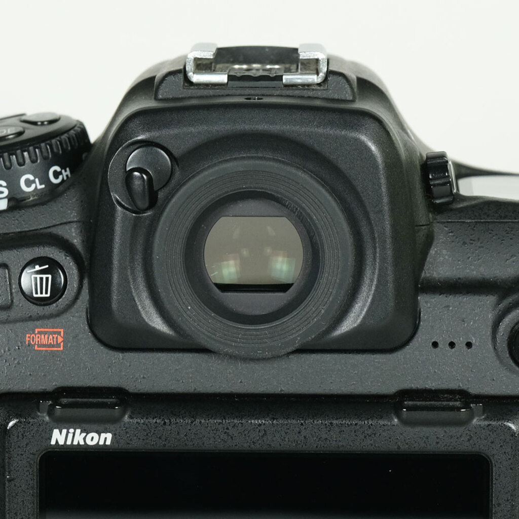 Nikon D500