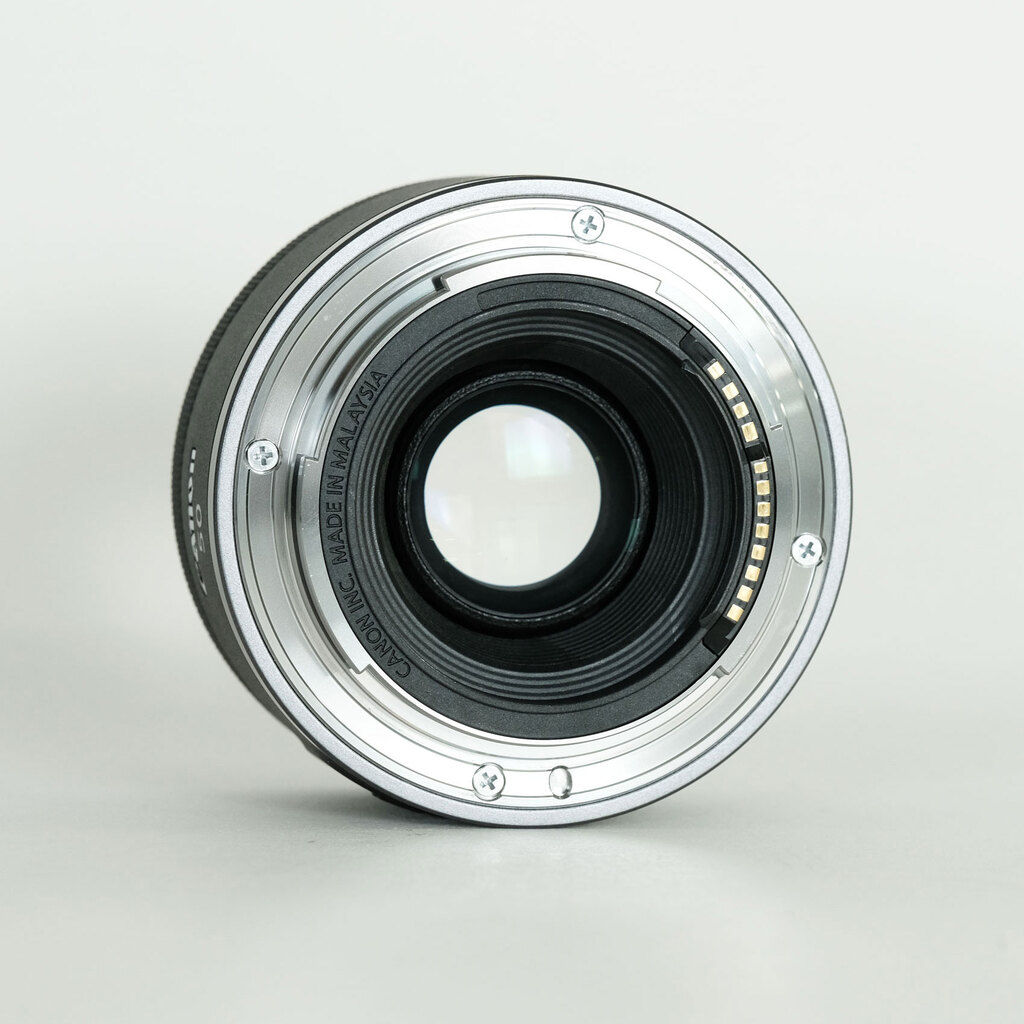 Canon RF50mm F1.8 STM