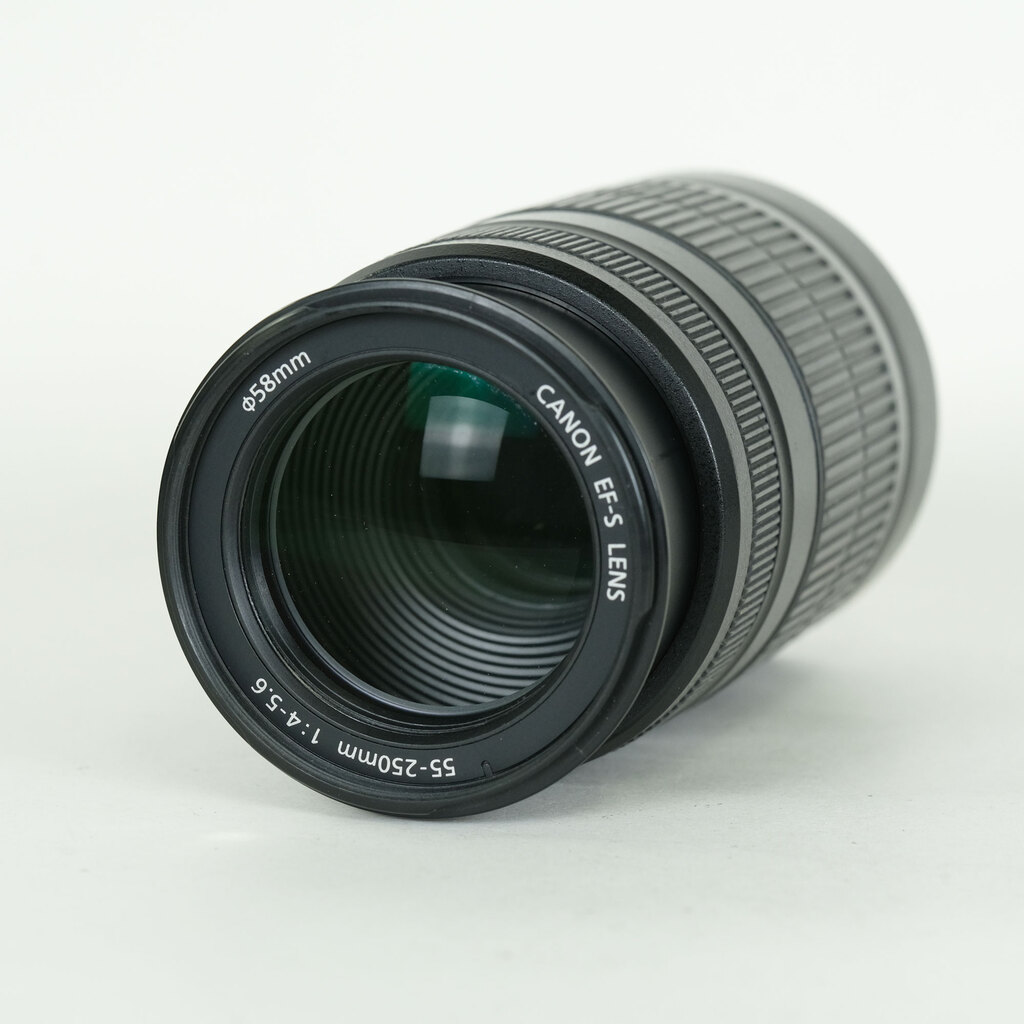 Canon EF-S55-250mm F4-5.6 IS