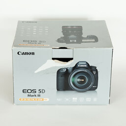 Canon EOS 5D Mark III