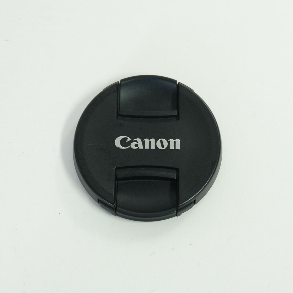 Canon EF-S18-135mm F3.5-5.6 IS USM