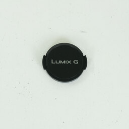 Panasonic LUMIX G VARIO 12-32mm / F3.5-5.6 ASPH. / MEGA O.I.S. Panasonic LUMIX G VARIO 12-32mm / F3.5-5.6 ASPH. / MEGA O.I.S.