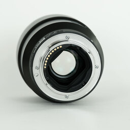 SONY FE 85mm F1.8 SEL85F18