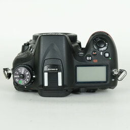 Nikon D7100