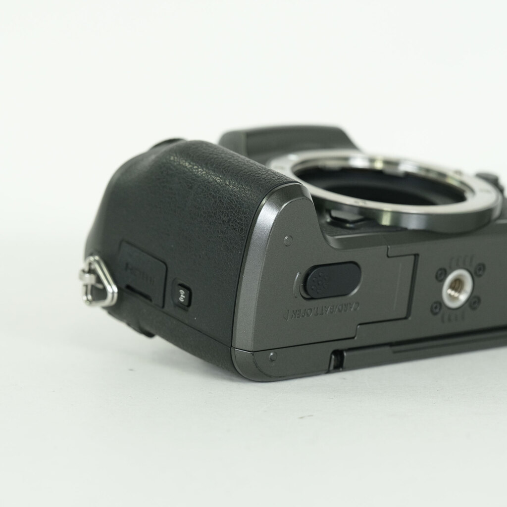 Canon EOS M5 Canon EOS M5