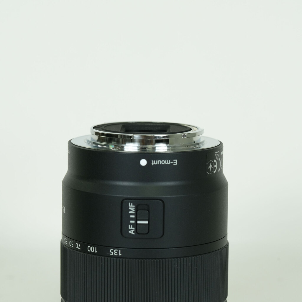 SONY E 18-135mm F3.5-5.6 OSS SEL18135 SONY E 18-135mm F3.5-5.6 OSS SEL18135