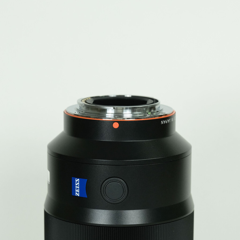 SONY Sonnar T* 135mm F1.8 ZA SAL135F18Z