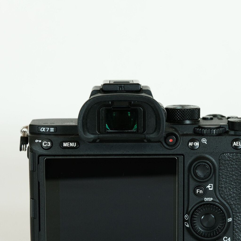 SONY α7 III（ILCE-7M3）