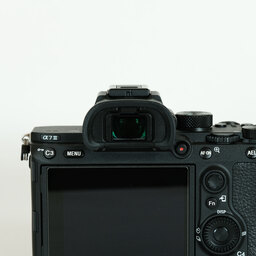 SONY α7 III（ILCE-7M3）