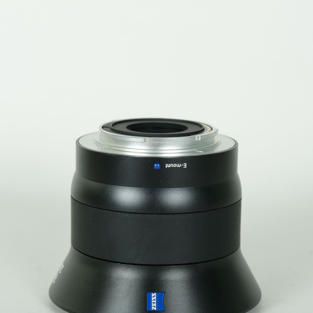 Carl Zeiss Touit 2.8/12 [ソニーE用]の出品 | ONE SCENE（ワンシーン）