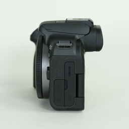 Canon EOS R10