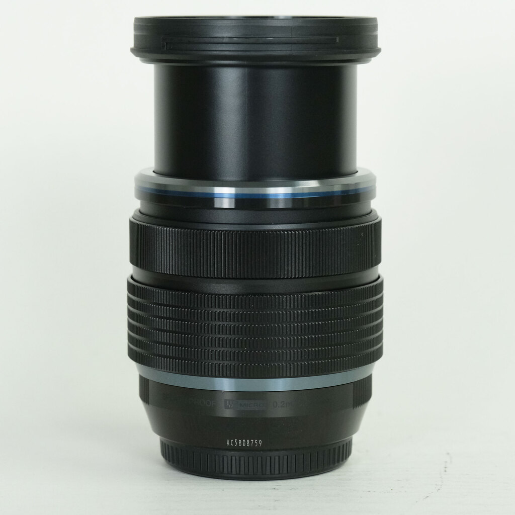 OLYMPUS M.ZUIKO DIGITAL ED 12-40mm F2.8 PRO OLYMPUS M.ZUIKO DIGITAL ED 12-40mm F2.8 PRO