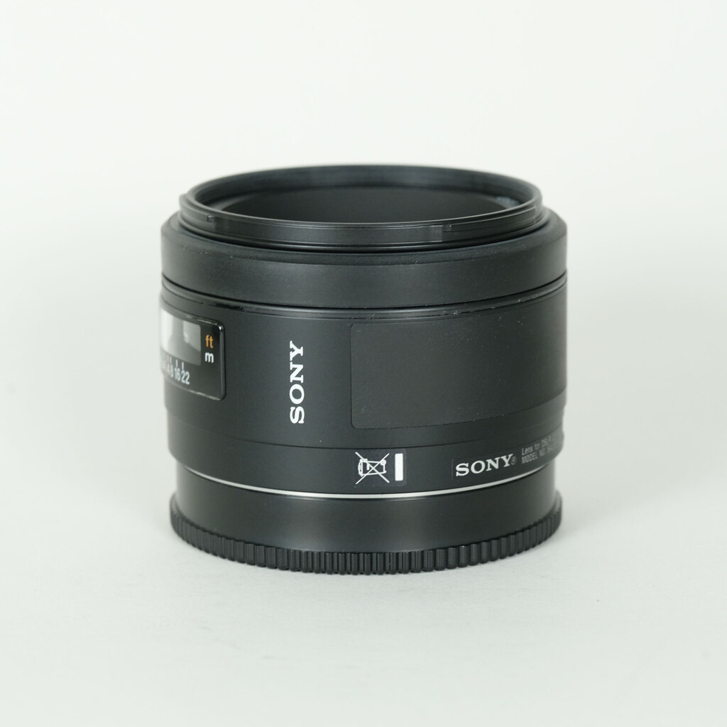 SONY 50mm F1.4 SAL50F14 SONY 50mm F1.4 SAL50F14