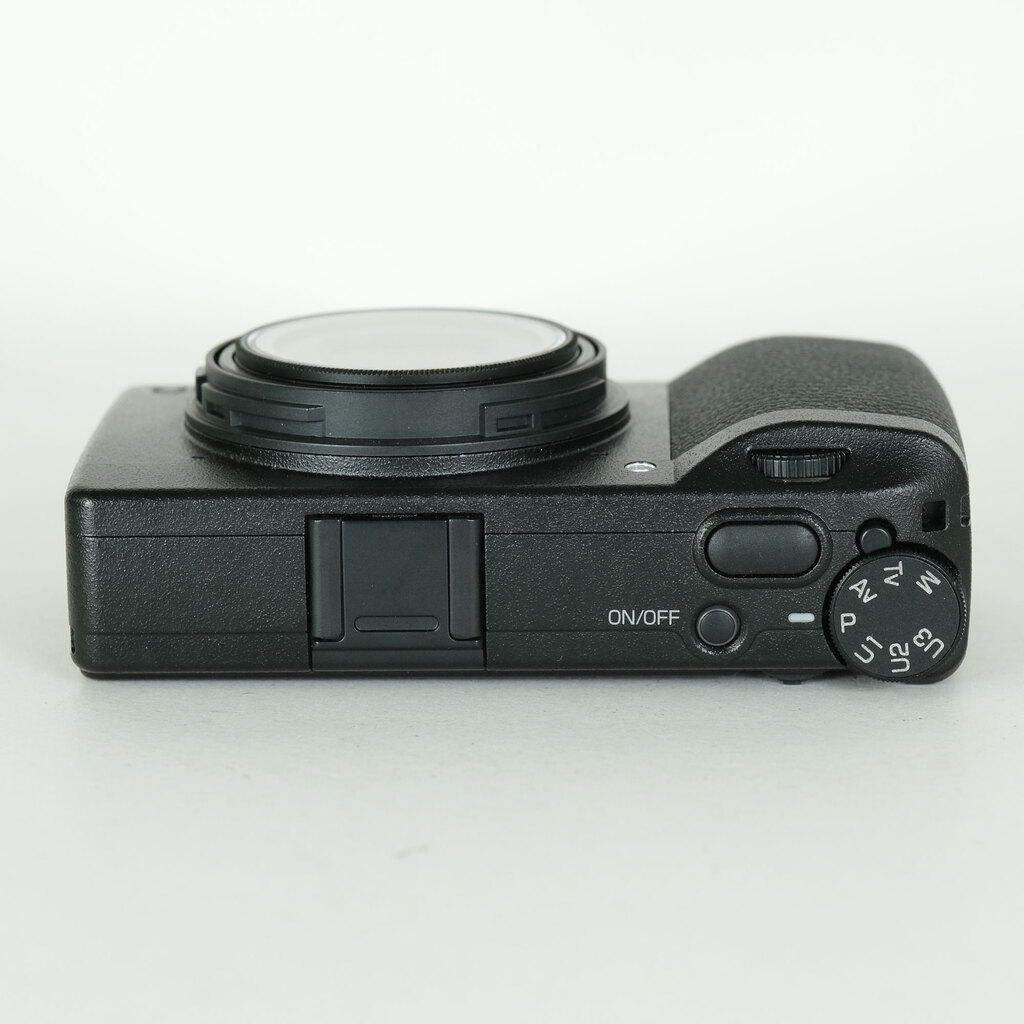 RICOH GR IIIx