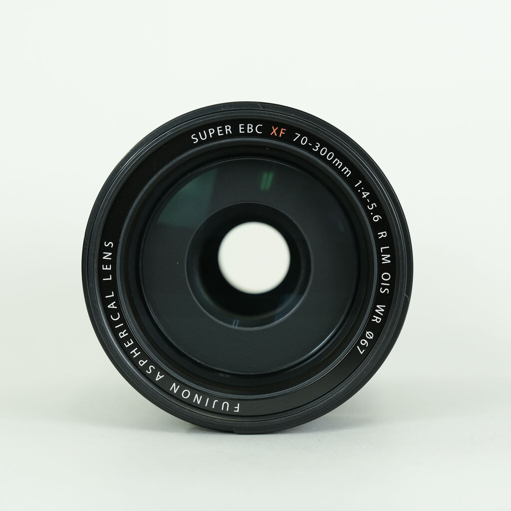 FUJIFILM XF70-300mmF4-5.6 R LM OIS WR FUJIFILM XF70-300mmF4-5.6 R LM OIS WR