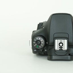 Canon EOS 90D Canon EOS 90D