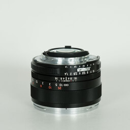 Carl Zeiss Planar T* 50mm F1.4 ZF [ニコンF用]