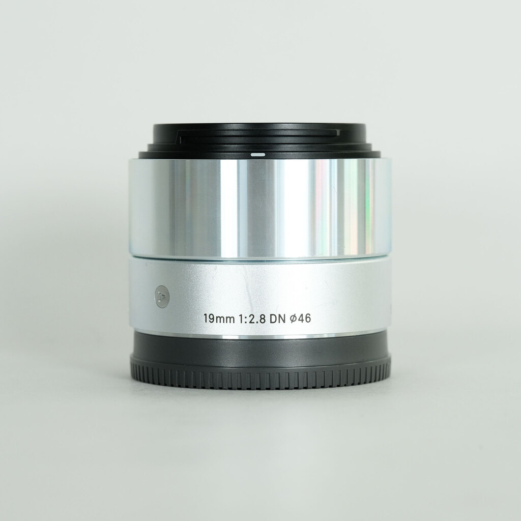 SIGMA A 19mm F2.8 DN (ソニーE用)　シルバー