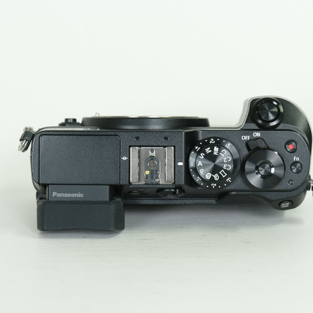 Panasonic LUMIX DMC-GX8 ボディ ブラック Panasonic LUMIX DMC-GX8 ボディ ブラック