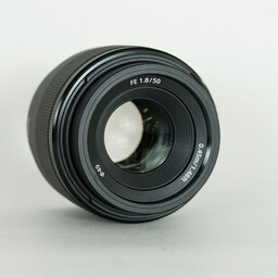 SONY FE 50mm F1.8 SEL50F18F SONY FE 50mm F1.8 SEL50F18F