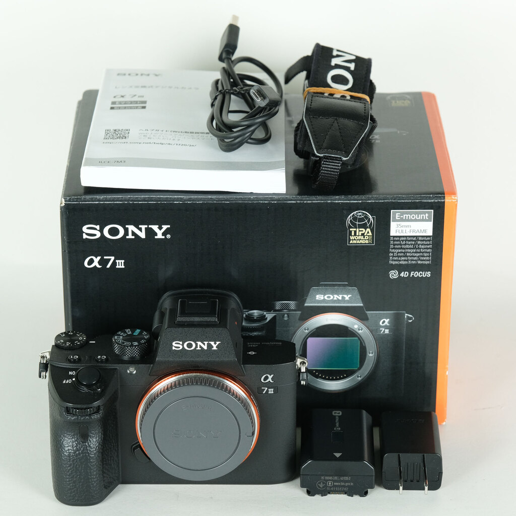 SONY α7 III（ILCE-7M3）の出品 | ONE SCENE（ワンシーン）