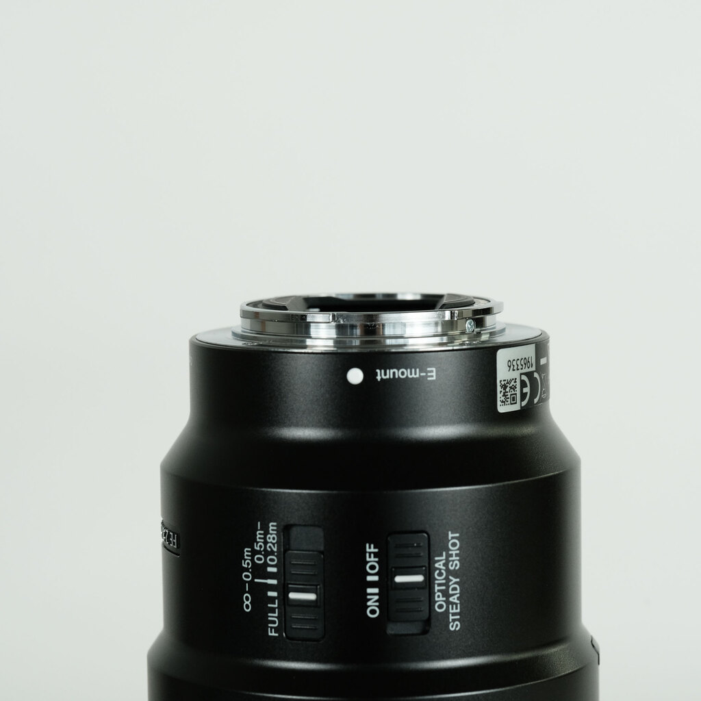 SONY FE 90mm F2.8 Macro G OSS SEL90M28G