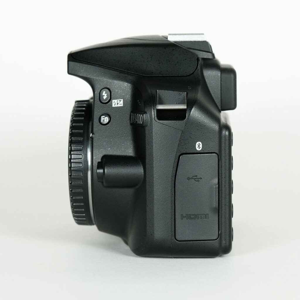 Nikon D3400