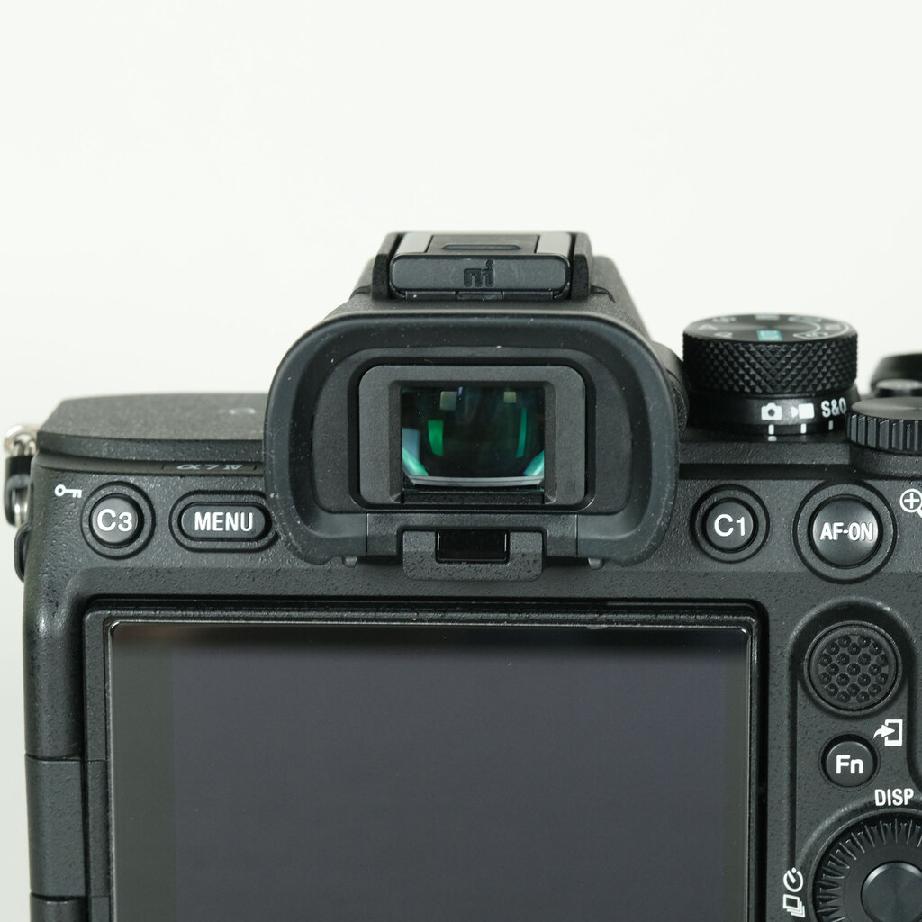 SONY α7 IV（ILCE-7M4）の出品 | ONE SCENE（ワンシーン）