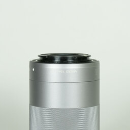 Canon EF-M55-200mm F4.5-6.3 IS STM シルバー