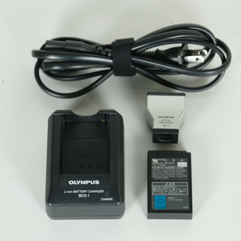 OLYMPUS PEN E-P1 ボディ シルバー