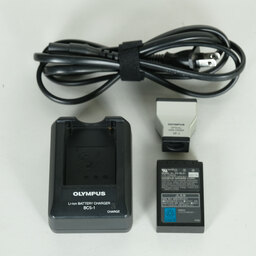 OLYMPUS PEN E-P1 ボディ シルバー