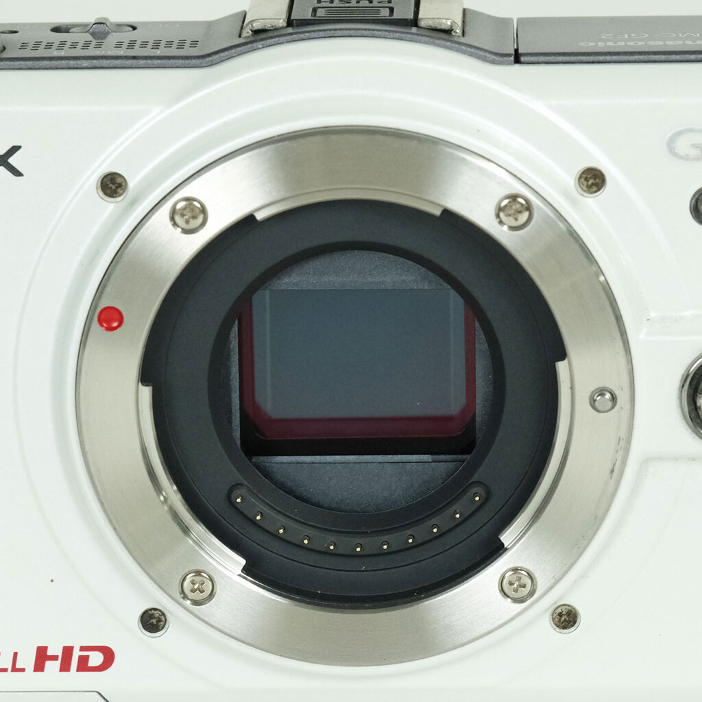 Panasonic LUMIX DMC-GF2-K ボディ ホワイト