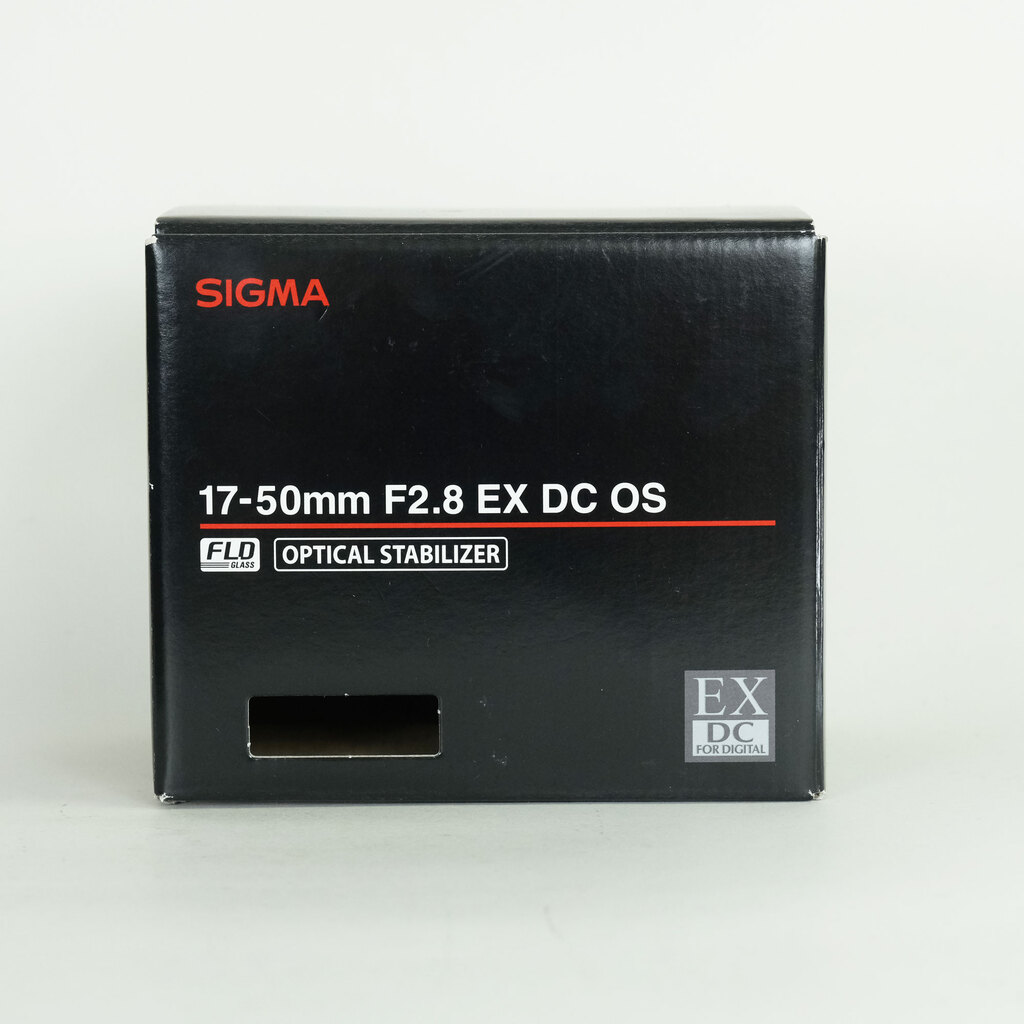 SIGMA 17-50mm F2.8 EX DC OS HSM (キヤノンEF用)