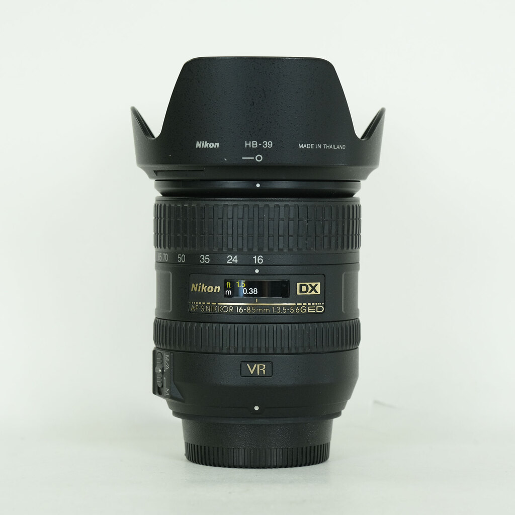 Nikon AF-S DX NIKKOR 16-85mm F3.5-5.6G ED VRの出品 | ONE SCENE