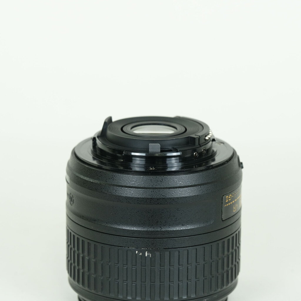 Nikon AF-S DX NIKKOR 18-55mm f3.5-5.6G VR II Nikon AF-S DX NIKKOR 18-55mm f3.5-5.6G VR II