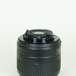 Nikon AF-S DX NIKKOR 18-55mm f3.5-5.6G VR II Nikon AF-S DX NIKKOR 18-55mm f3.5-5.6G VR II