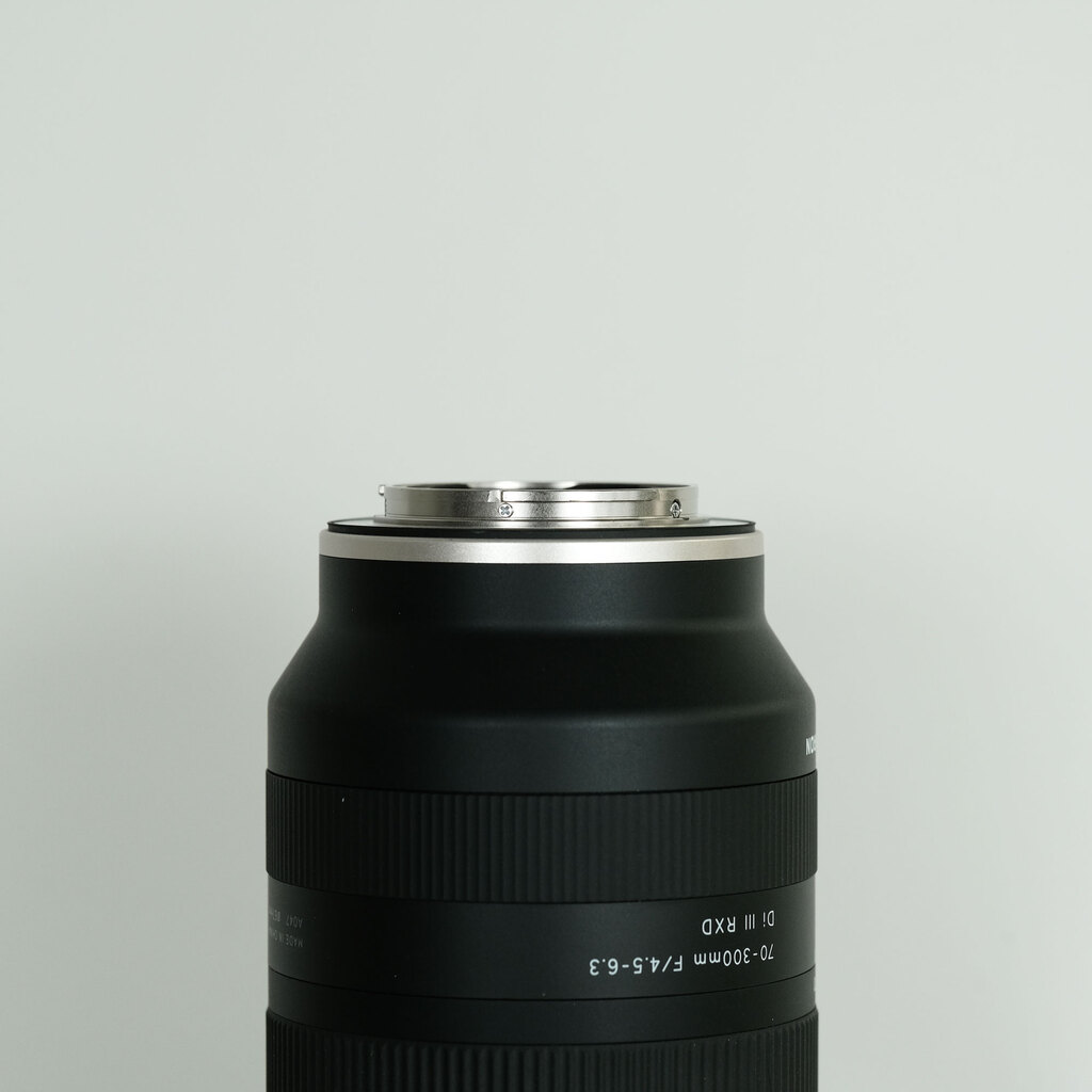TAMRON 70-300mm F/4.5-6.3 Di III RXD (Model A047) [ソニーE用]