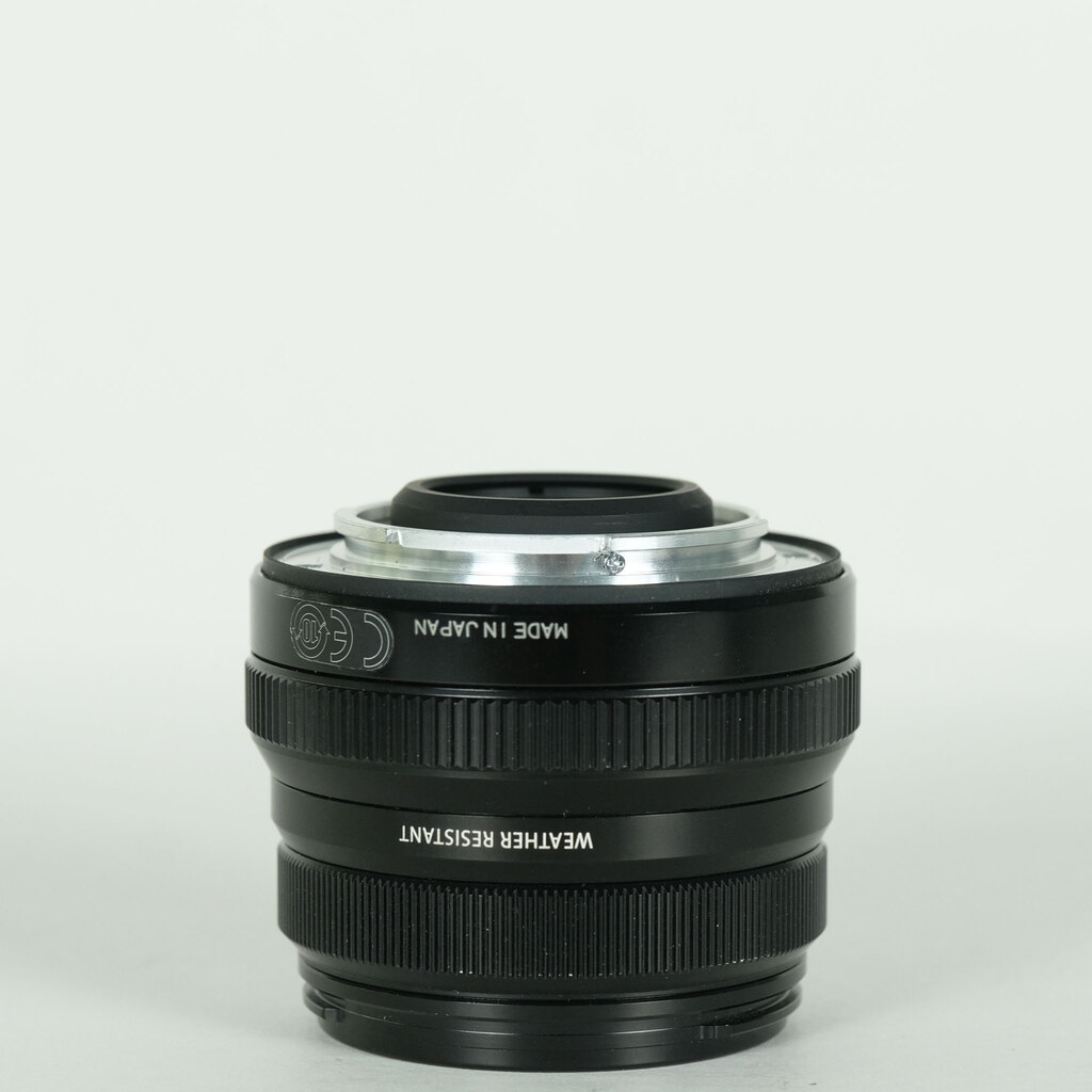 FUJIFILM XF35mmF2 R WRの出品 | ONE SCENE（ワンシーン）