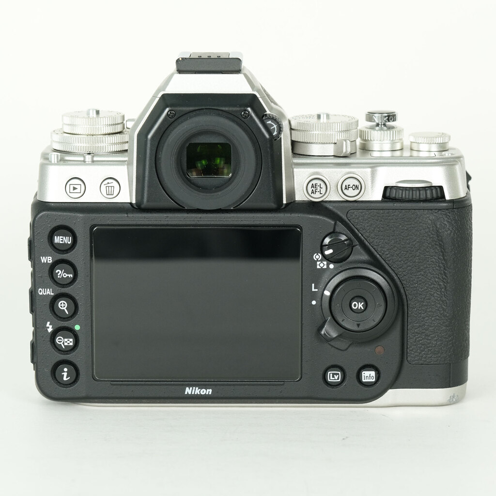 Nikon Dfの出品 | ONE SCENE（ワンシーン）