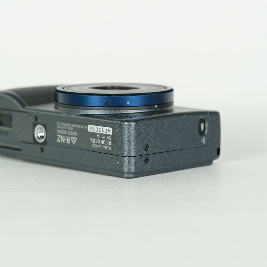 RICOH GR IIIx Urban Edition