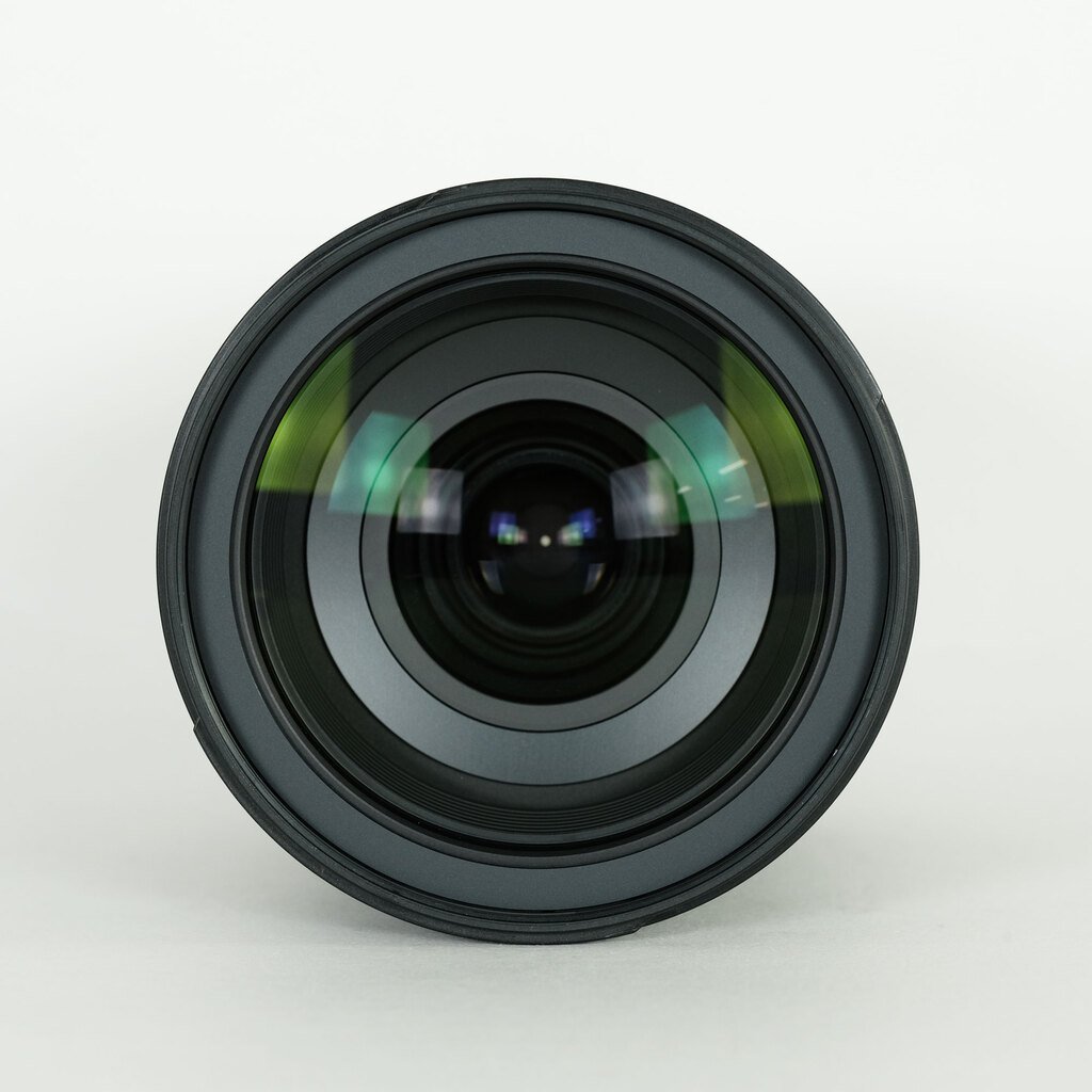 Nikon AF-S NIKKOR 28-300mm f/3.5-5.6G ED VR