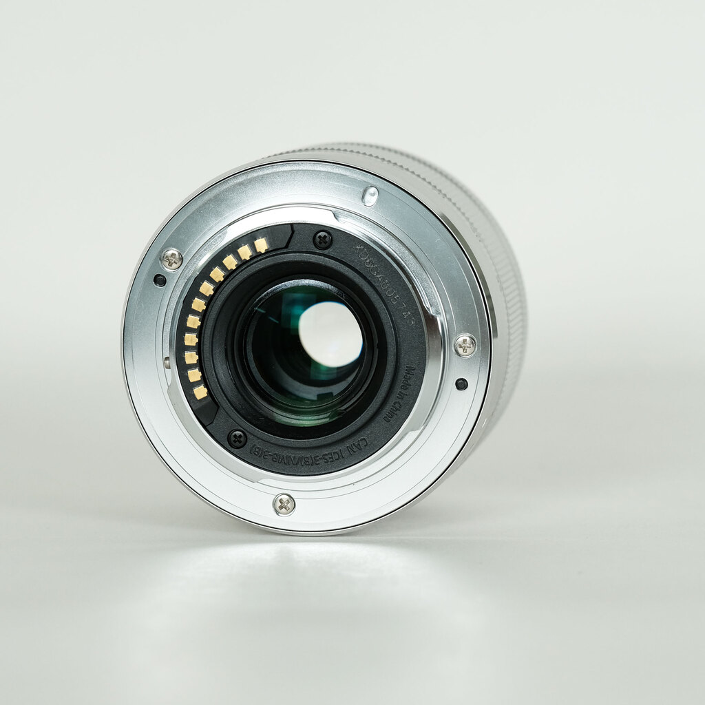 Panasonic LUMIX G VARIO 35-100mm / F4.0-5.6 ASPH. / MEGA O.I.S. Panasonic LUMIX G VARIO 35-100mm / F4.0-5.6 ASPH. / MEGA O.I.S.