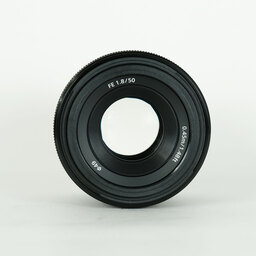 SONY FE 50mm F1.8 SEL50F18F SONY FE 50mm F1.8 SEL50F18F