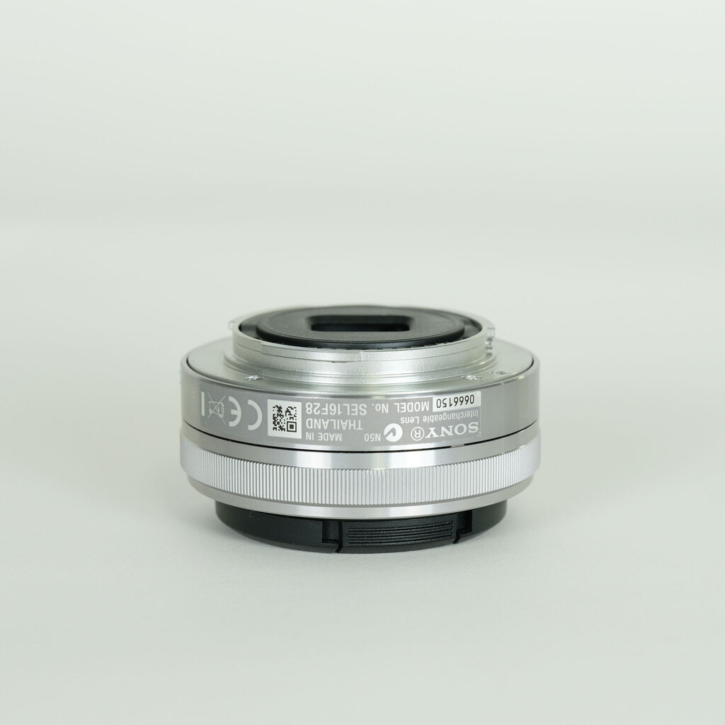 SONY E 16mm F2.8 SEL16F28 SONY E 16mm F2.8 SEL16F28